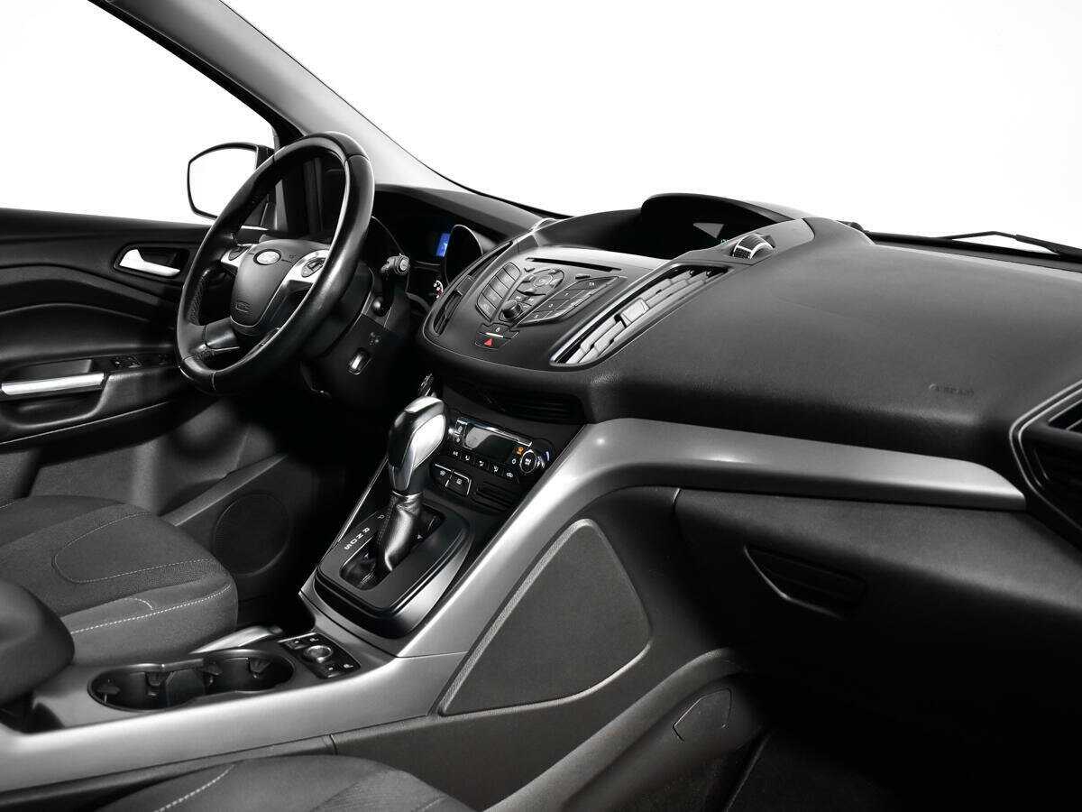 Ford Kuga 2015 года с пробегом. Фото: #8