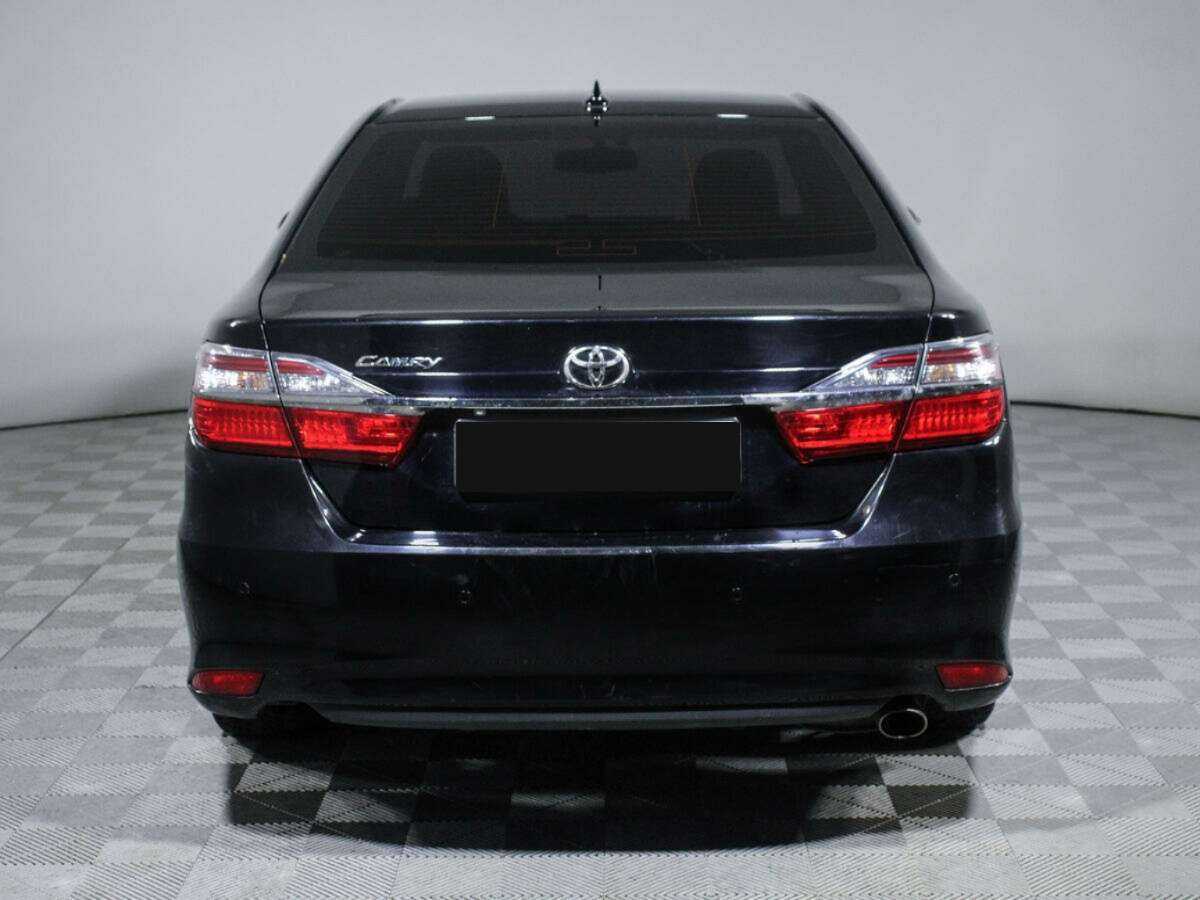Toyota Camry 2018 года с пробегом. Фото: #5