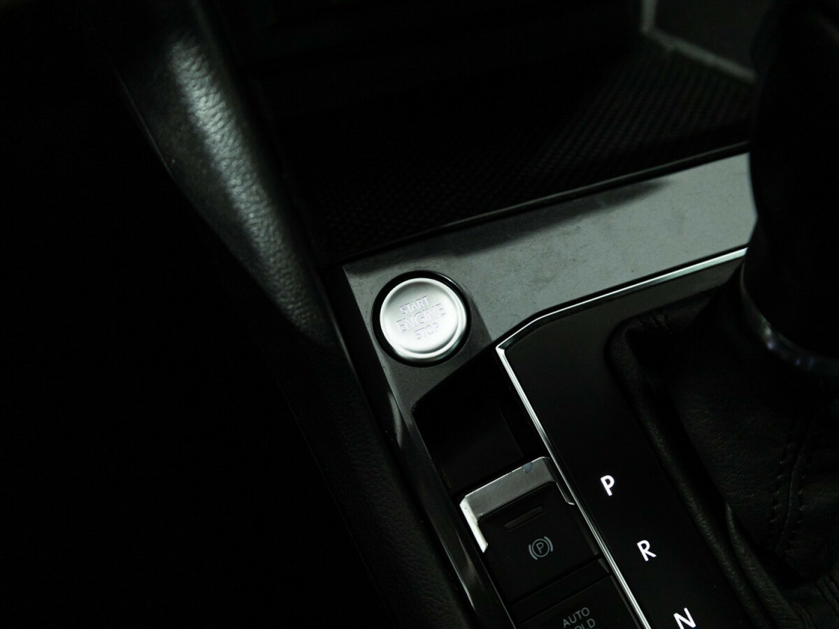 Volkswagen Tiguan 2018 года с пробегом. Фото: #17