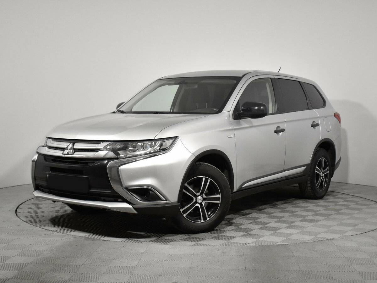 Mitsubishi Outlander 2015 года с пробегом. Фото: #0