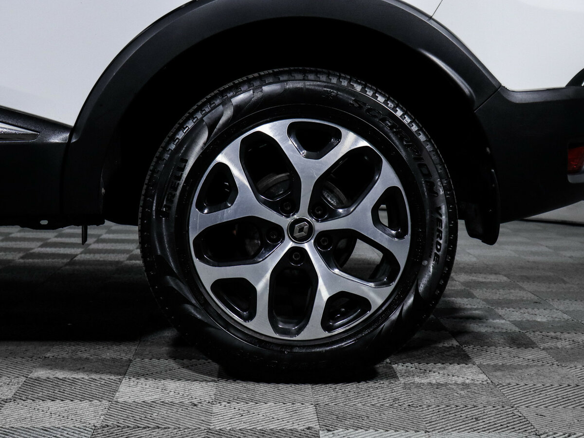 Renault Kaptur 2018 года с пробегом. Фото: #12