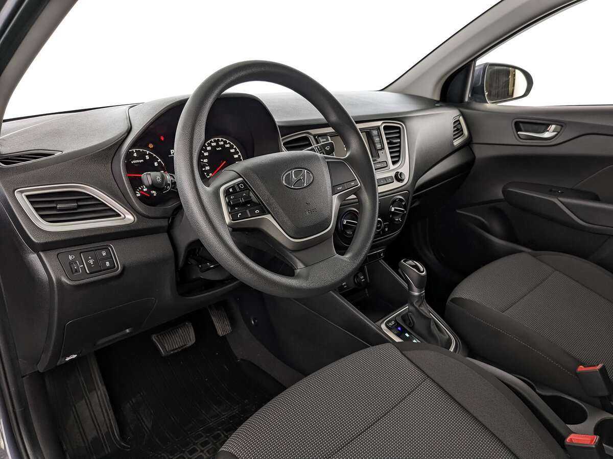 Hyundai Solaris 2021 года с пробегом. Фото: #12