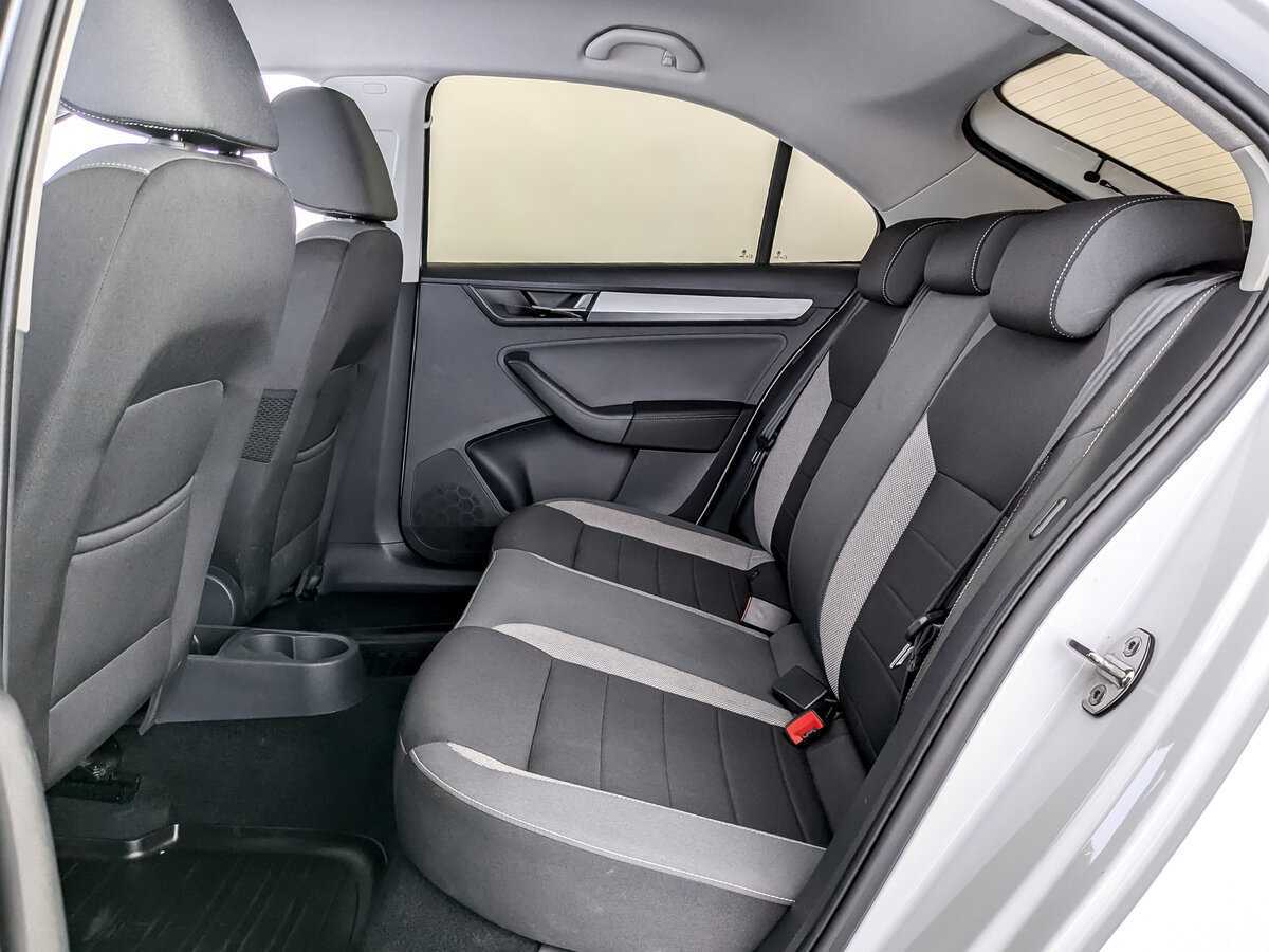 Skoda Rapid 2019 года с пробегом. Фото: #9