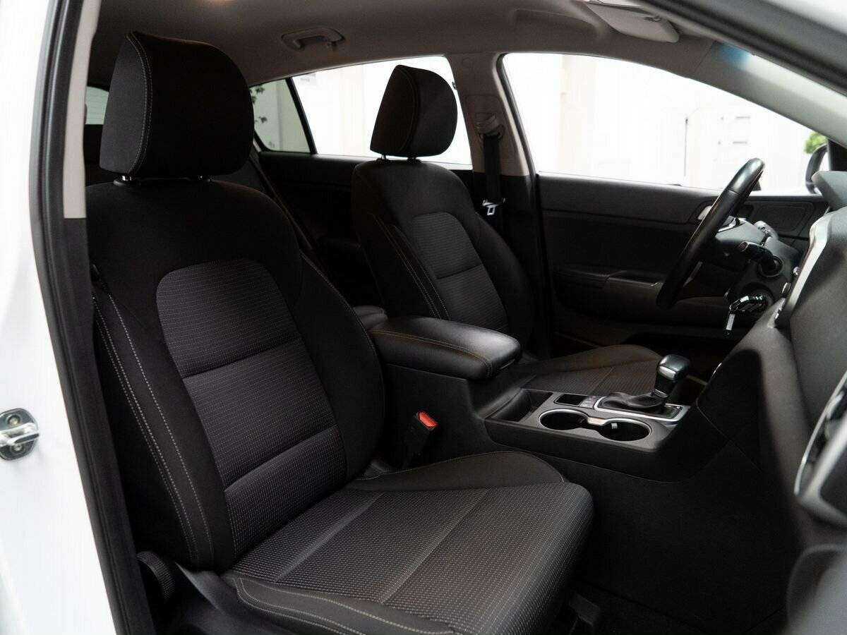 Б/У Киа Спортейдж 2021 года. Фото: #8