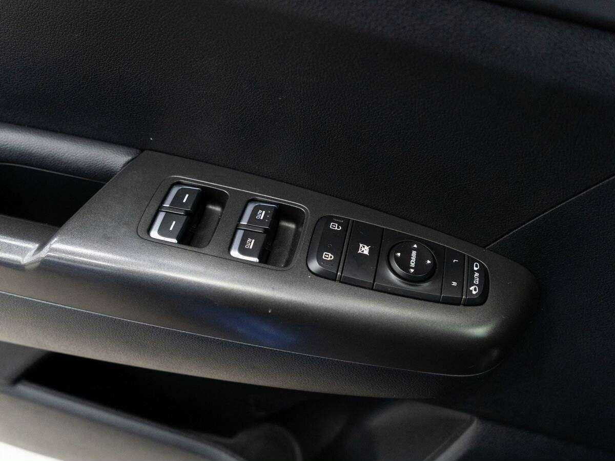 Б/У Киа Спортейдж 2019 года. Фото: #12