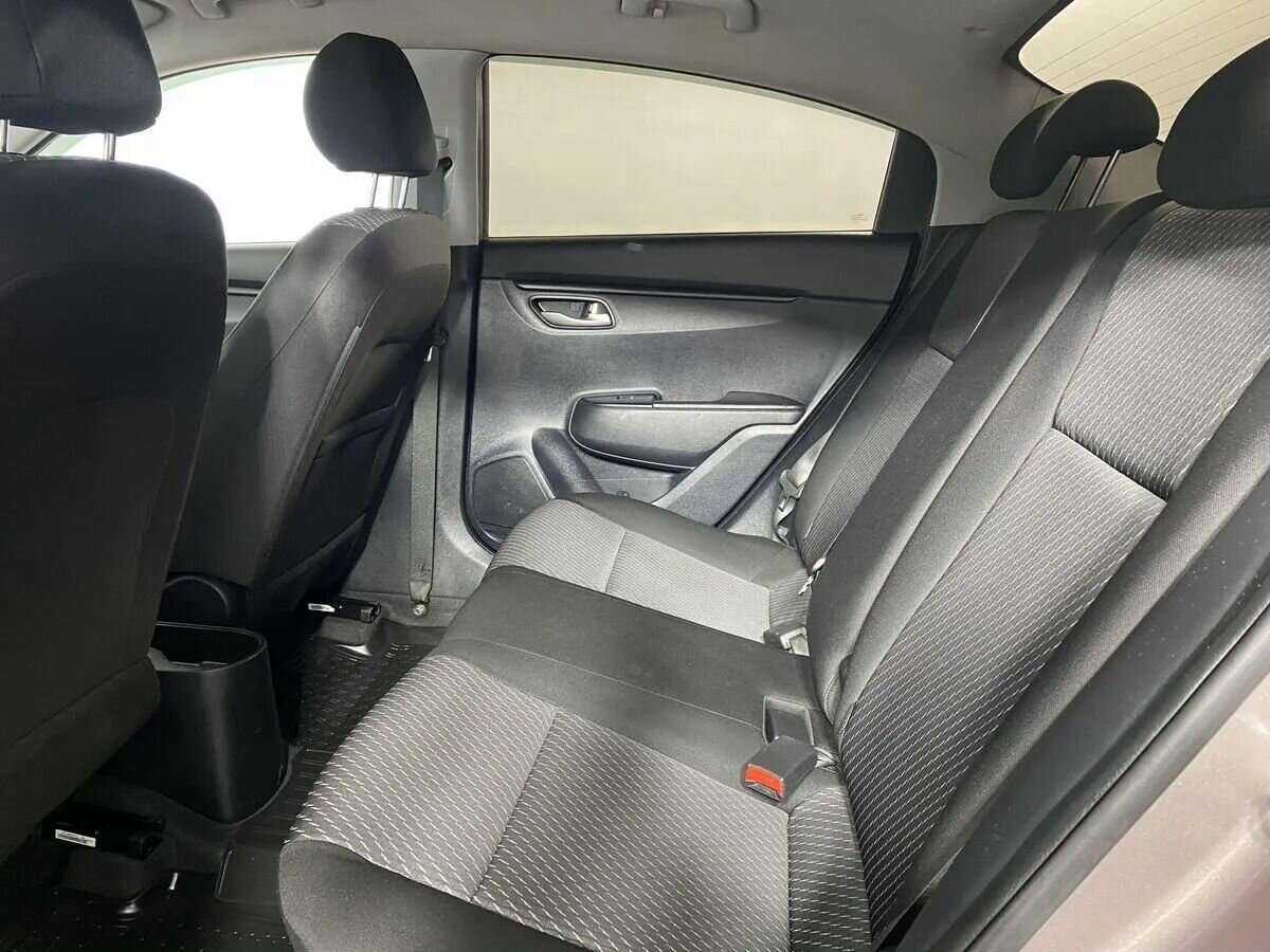 Б/У Киа Рио 2018 года. Фото: #8