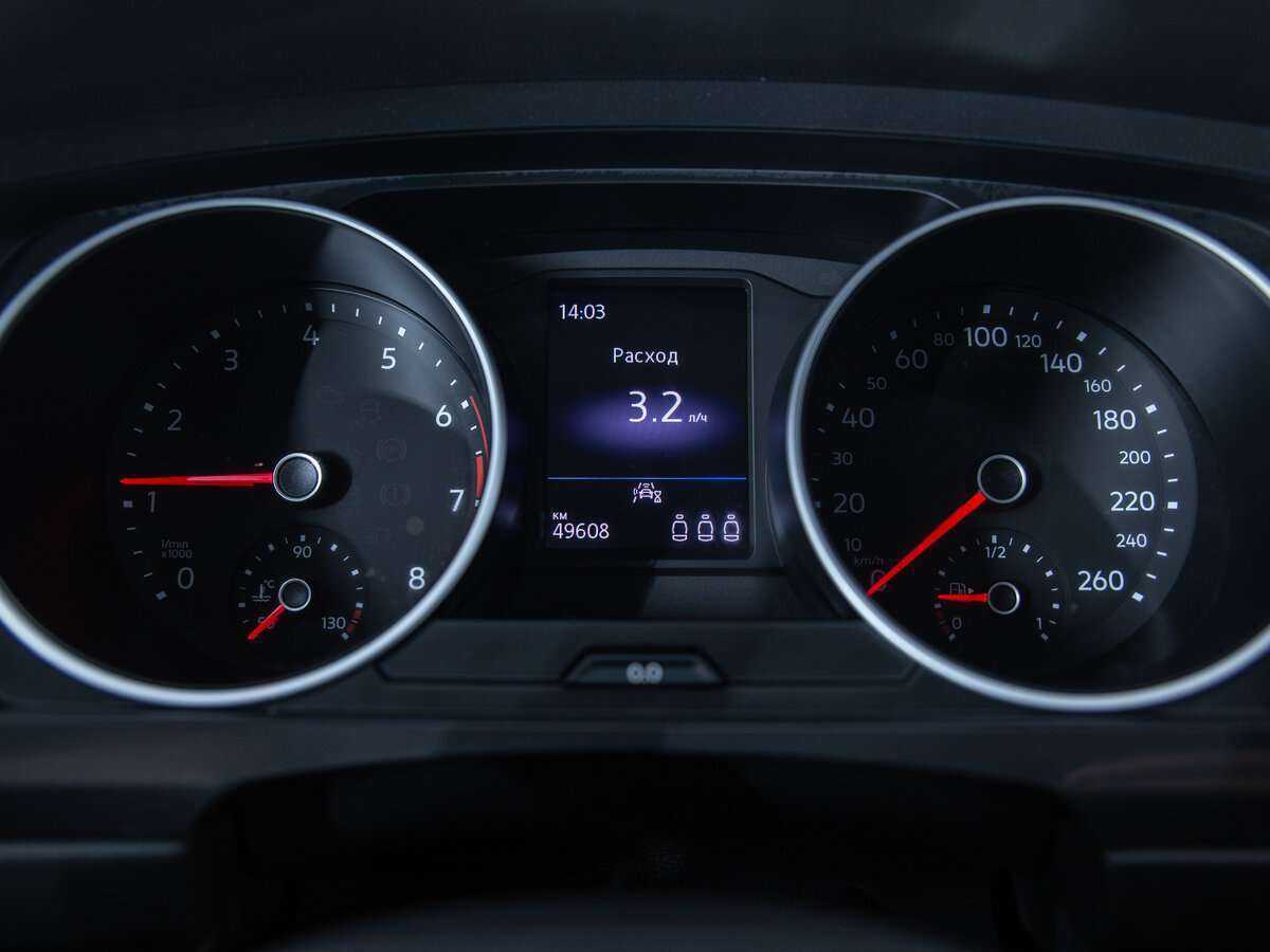 Б/У Фольксваген Тигуан 2020 года. Фото: #8