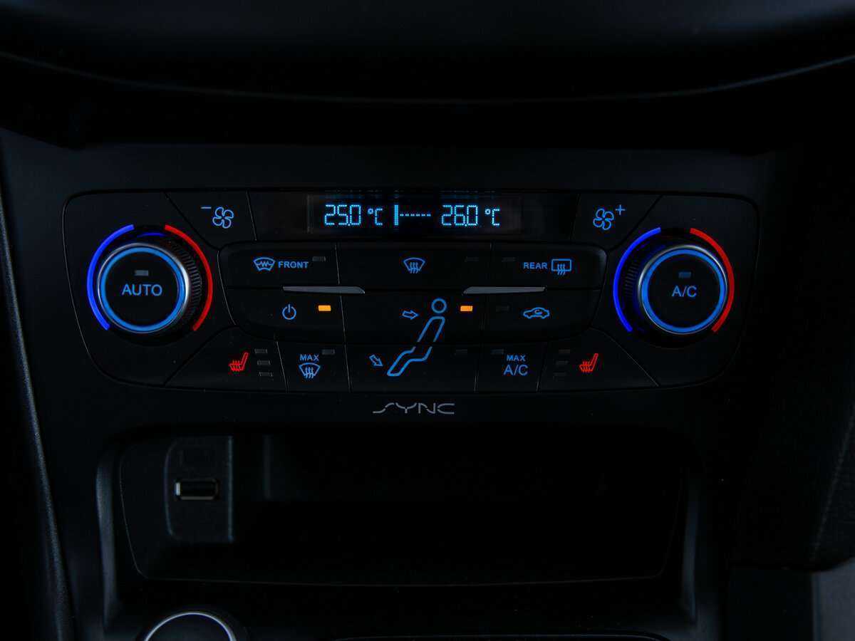 Б/У Форд Фокус 2015 года. Фото: #16