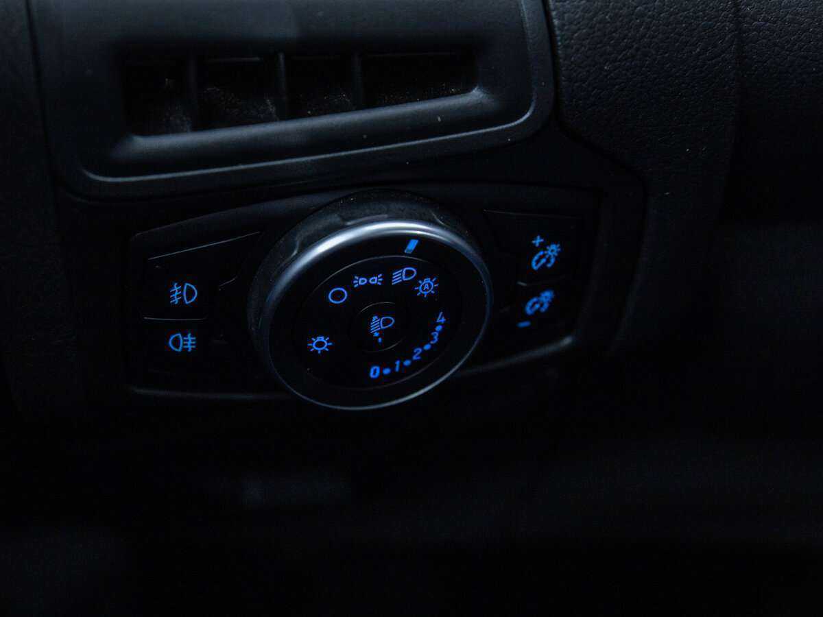 Б/У Форд Фокус 2015 года. Фото: #18