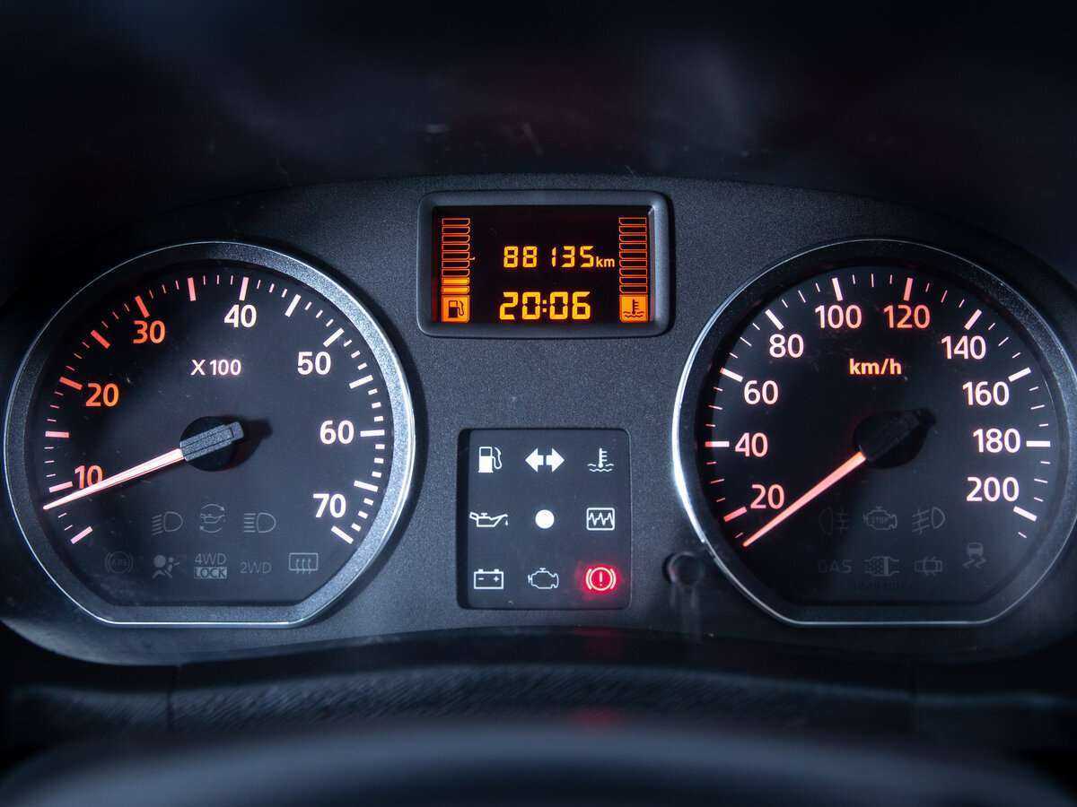 Б/У Ниссан Террано 2015 года. Фото: #12