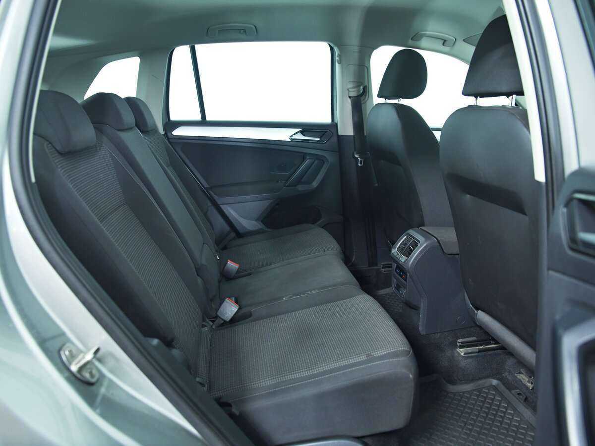 Б/У Фольксваген Тигуан 2017 года. Фото: #8