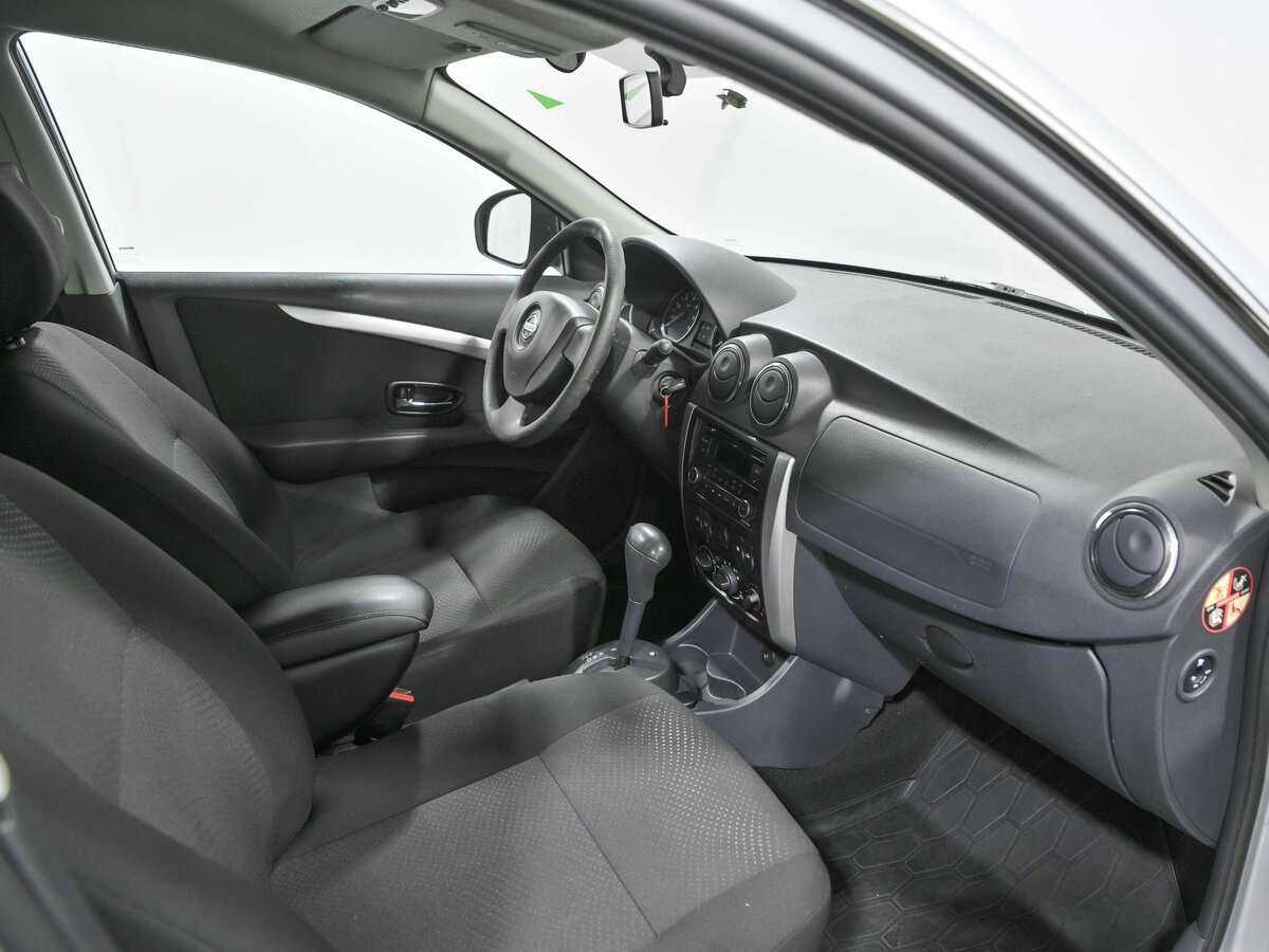 Б/У Ниссан Альмера 2018 года. Фото: #6