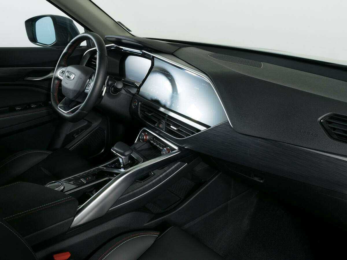 Geely Tugella 2022 года с пробегом. Фото: #6