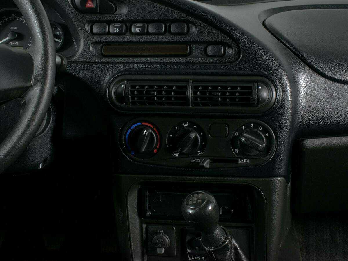 Б/У Шевроле Нива 2018 года. Фото: #8