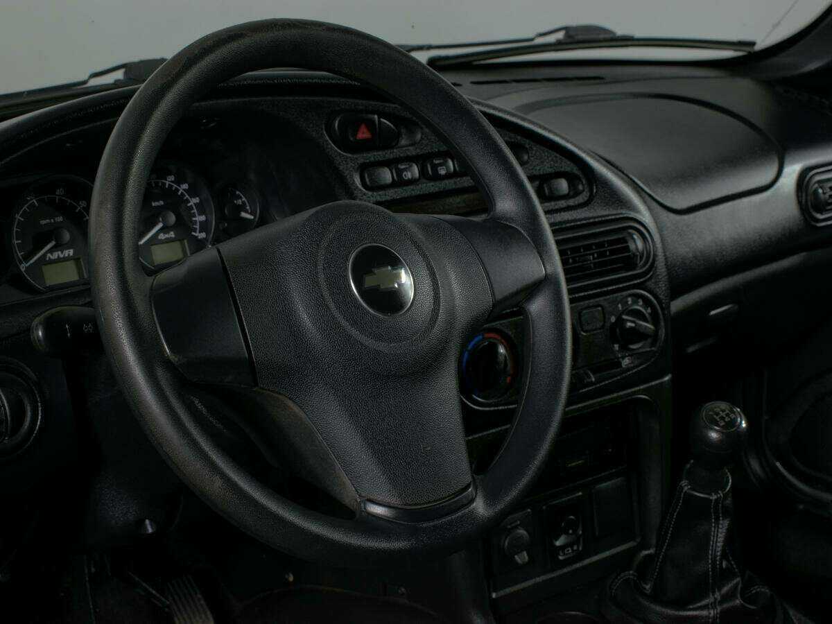 Б/У Шевроле Нива 2018 года. Фото: #11