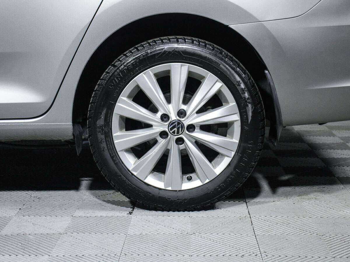 Б/У Фольксваген Поло 2021 года. Фото: #12