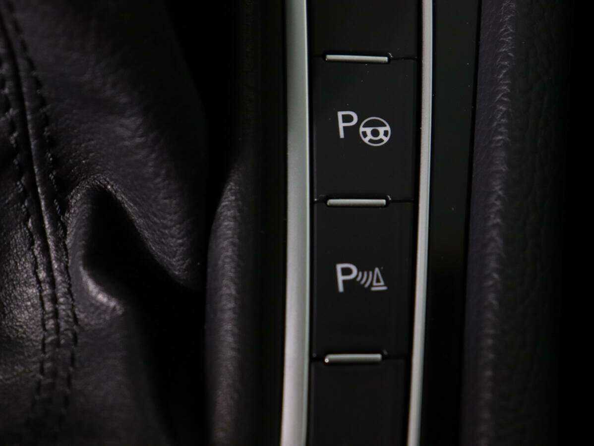 Б/У Фольксваген Гольф 2013 года. Фото: #19