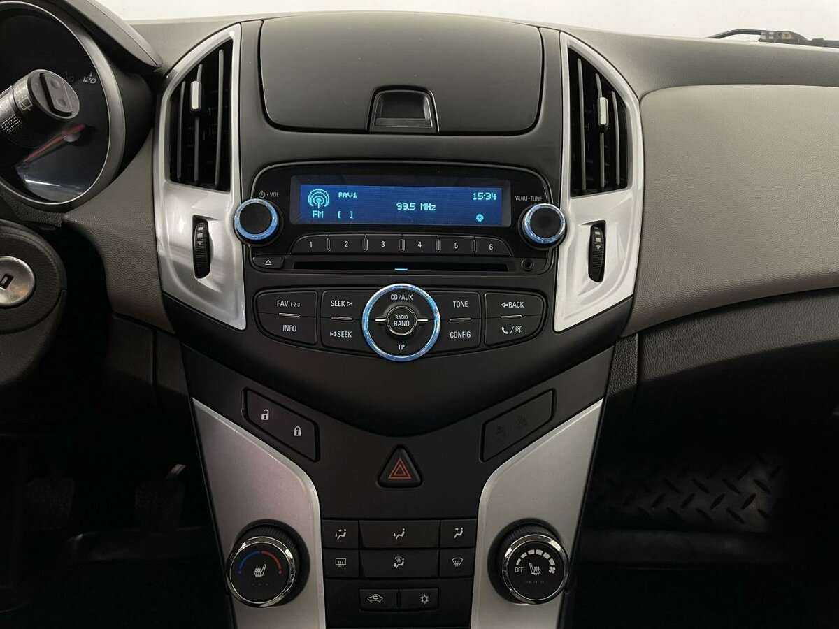 Б/У Шевроле Круз 2014 года. Фото: #10