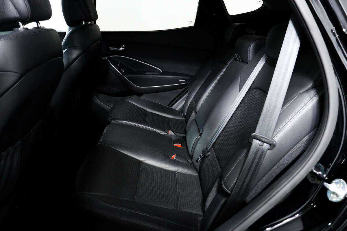 Б/У Хендай Санта Фе 2014 года. Фото: #11