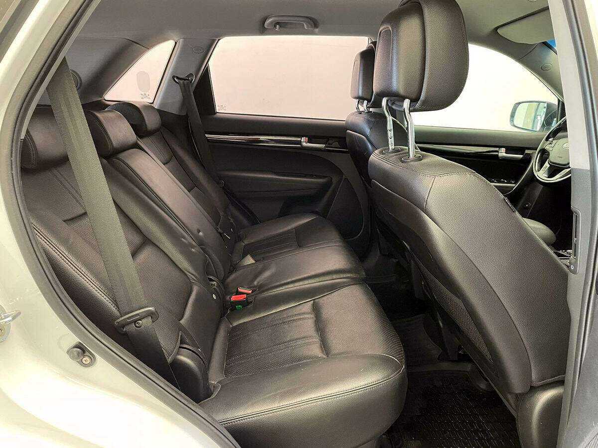 Б/У Киа Соренто 2015 года. Фото: #6