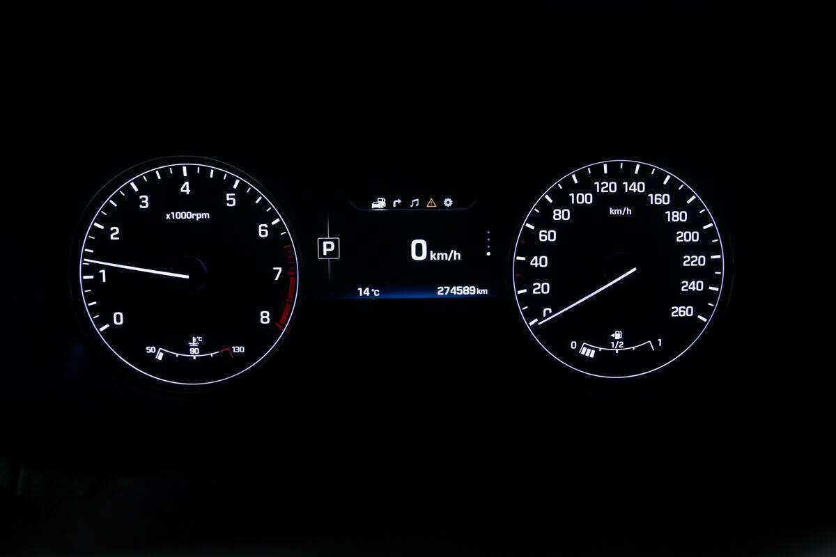 Hyundai Genesis 2016 года с пробегом. Фото: #9