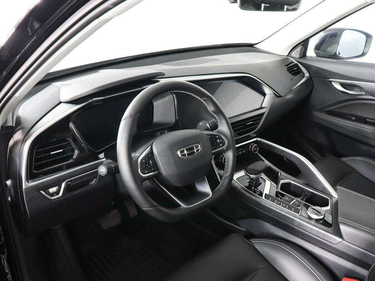 Geely Tugella 2023 года с пробегом. Фото: #6