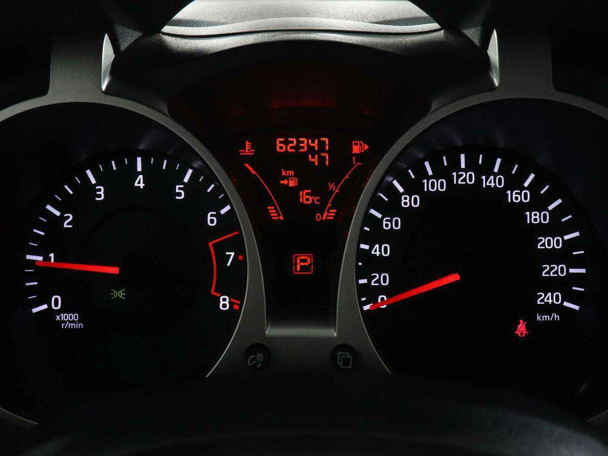 Б/У Ниссан Жук 2012 года. Фото: #9