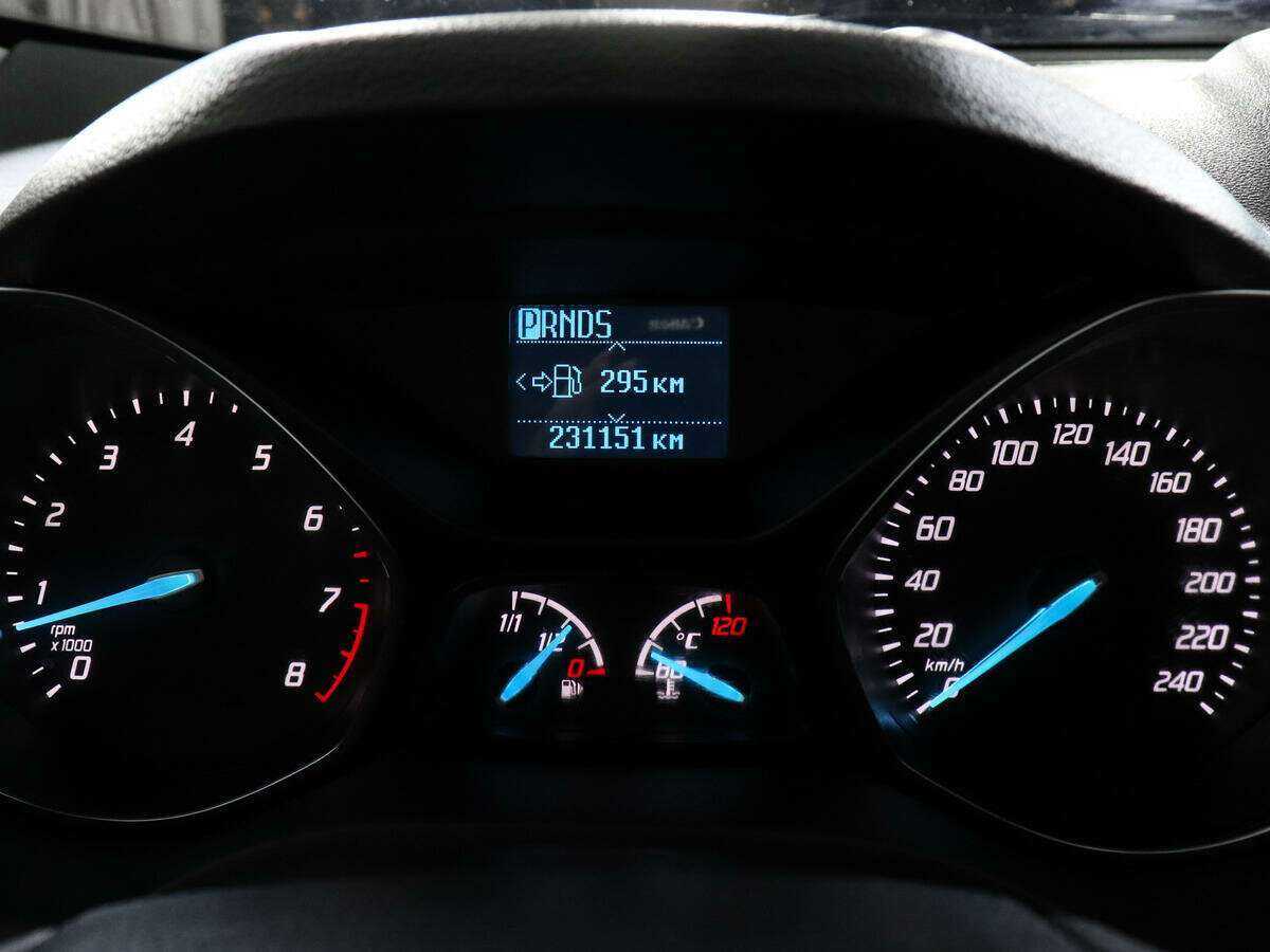 Б/У Форд Куга 2016 года. Фото: #8