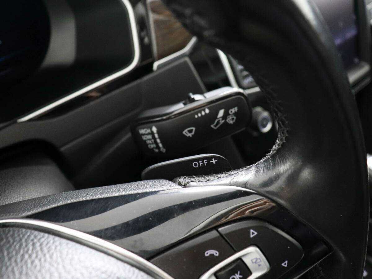 Б/У Фольксваген Пассат 2016 года. Фото: #11