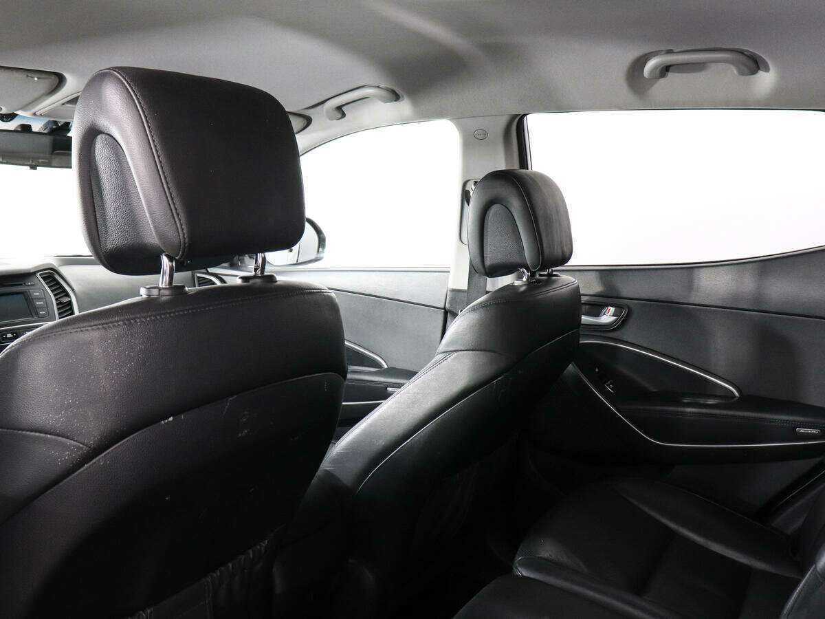 Б/У Хендай Санта Фе 2017 года. Фото: #10