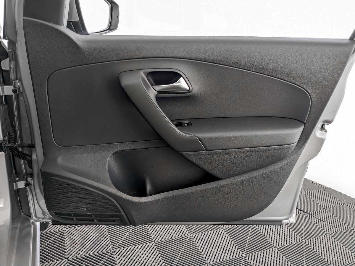 Б/У Фольксваген Поло 2019 года. Фото: #22