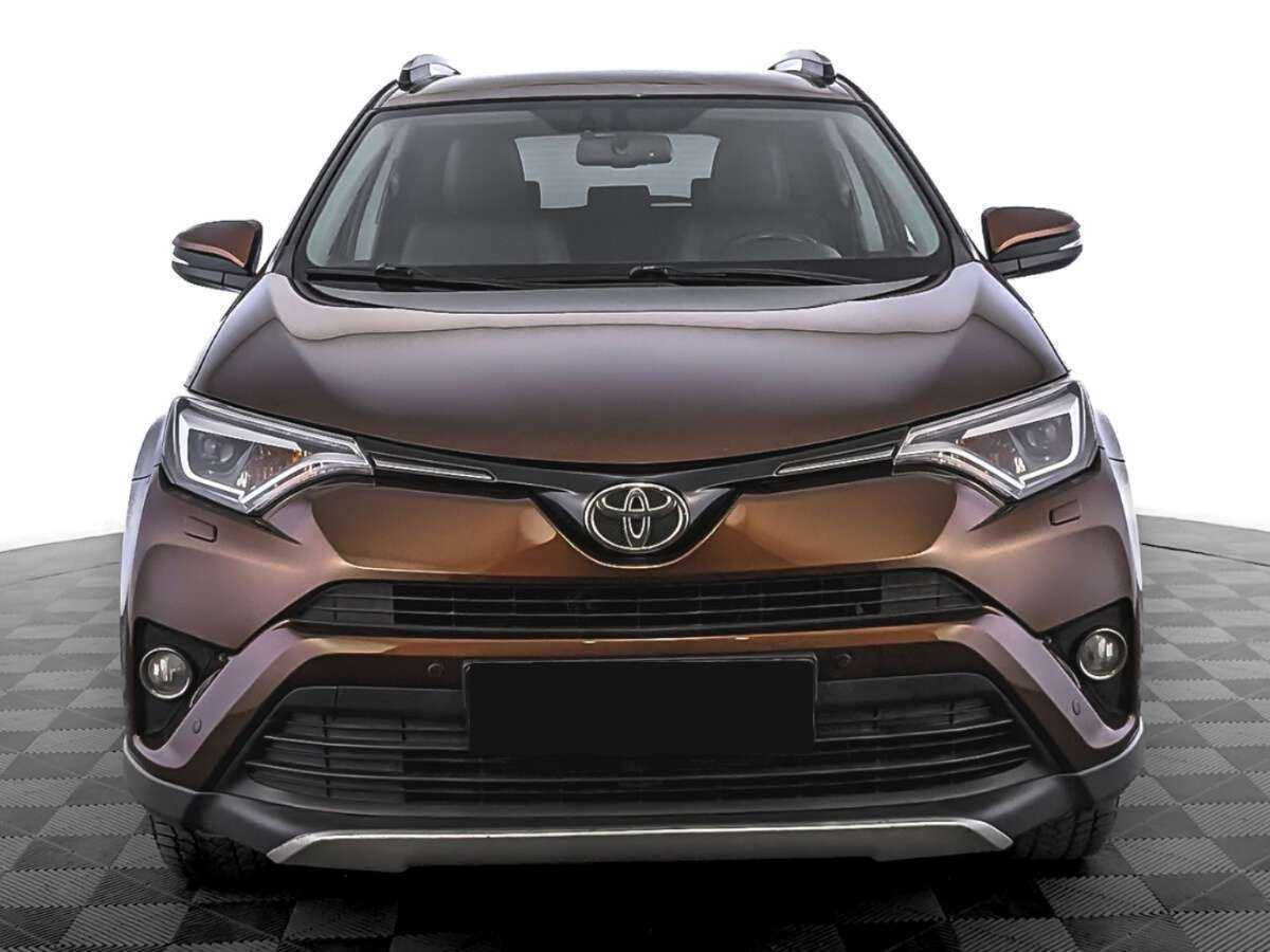 Toyota RAV4 2017 года с пробегом. Фото: #1