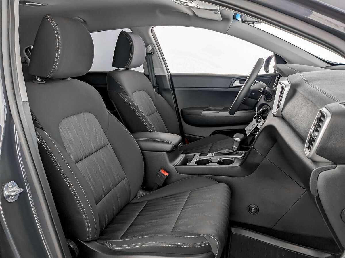 Б/У Киа Спортейдж 2021 года. Фото: #18