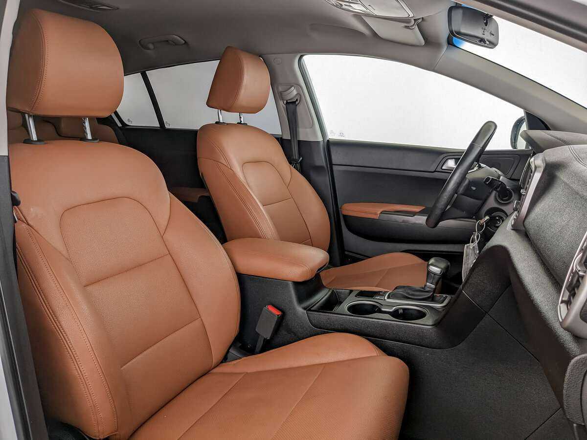 Б/У Киа Спортейдж 2020 года. Фото: #14