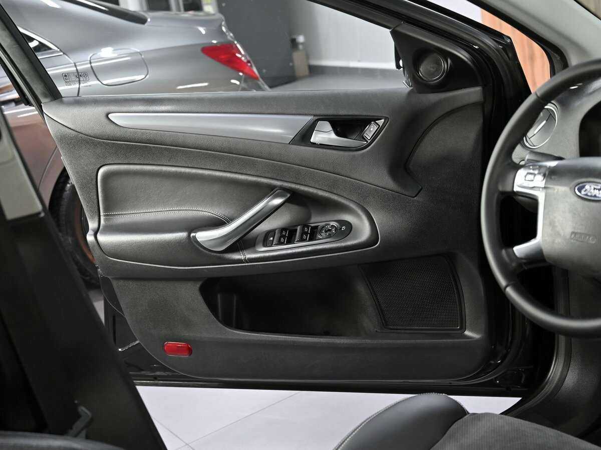 Б/У Форд Мондео 2012 года. Фото: #4