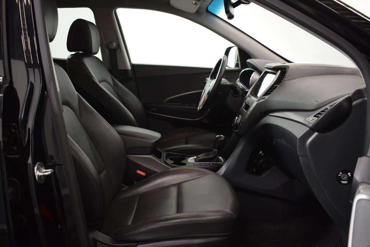 Б/У Хендай Санта Фе 2016 года. Фото: #19