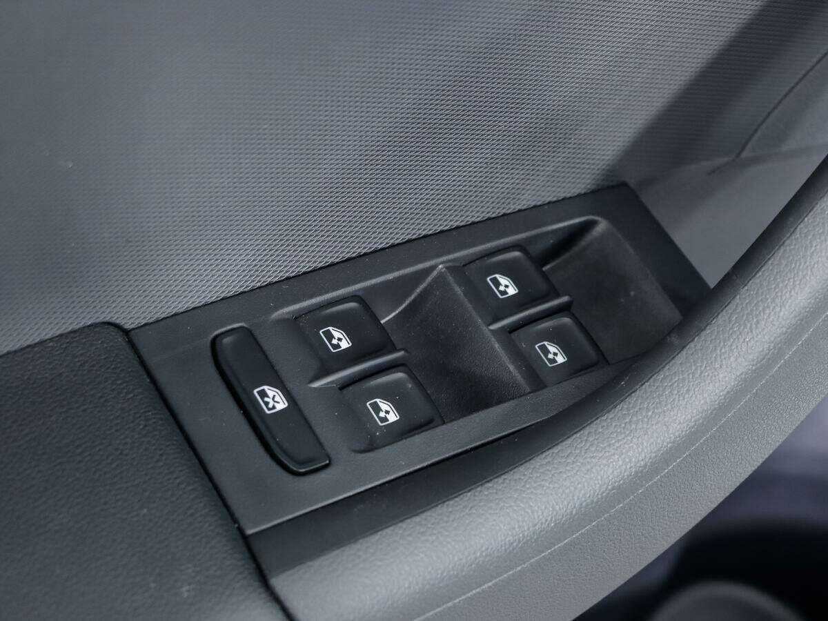 Б/У Фольксваген Поло 2022 года. Фото: #11