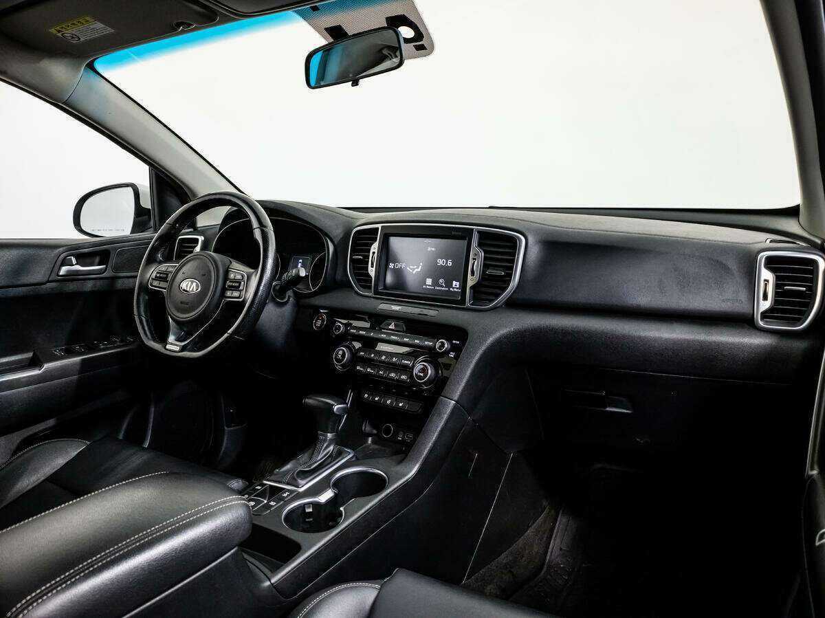 Б/У Киа Спортейдж 2017 года. Фото: #8