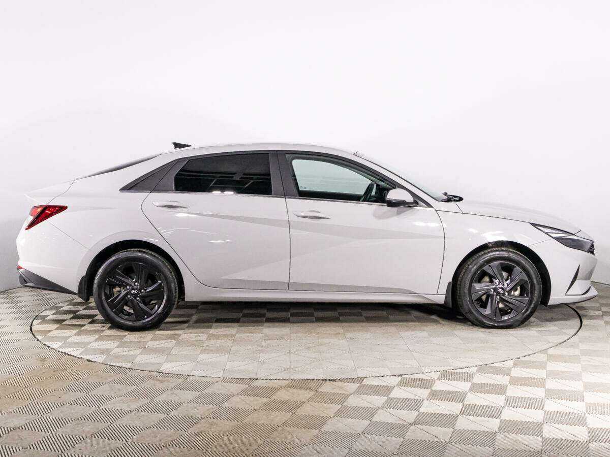 Б/У Хендай Елантра 2021 года. Фото: #3