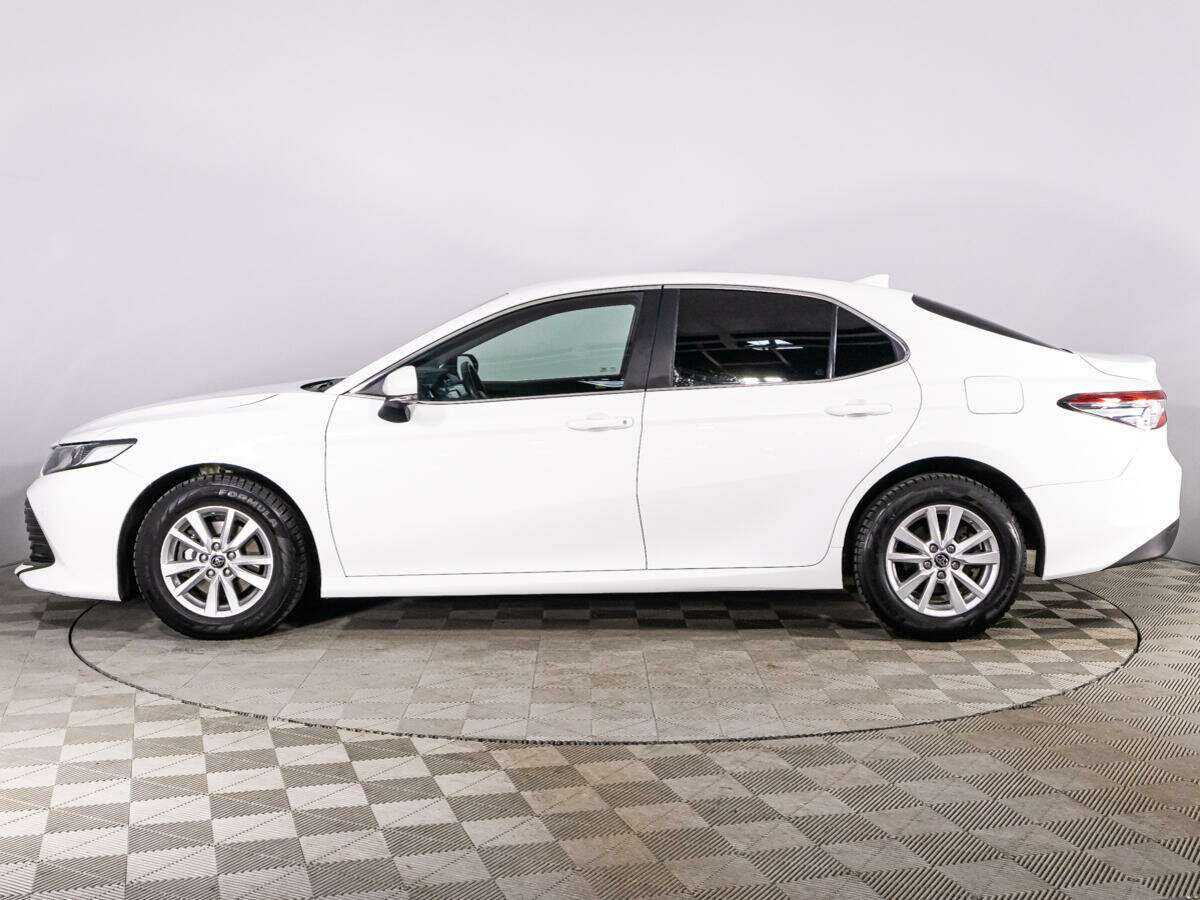 Б/У Тойота Камри 2019 года. Фото: #7