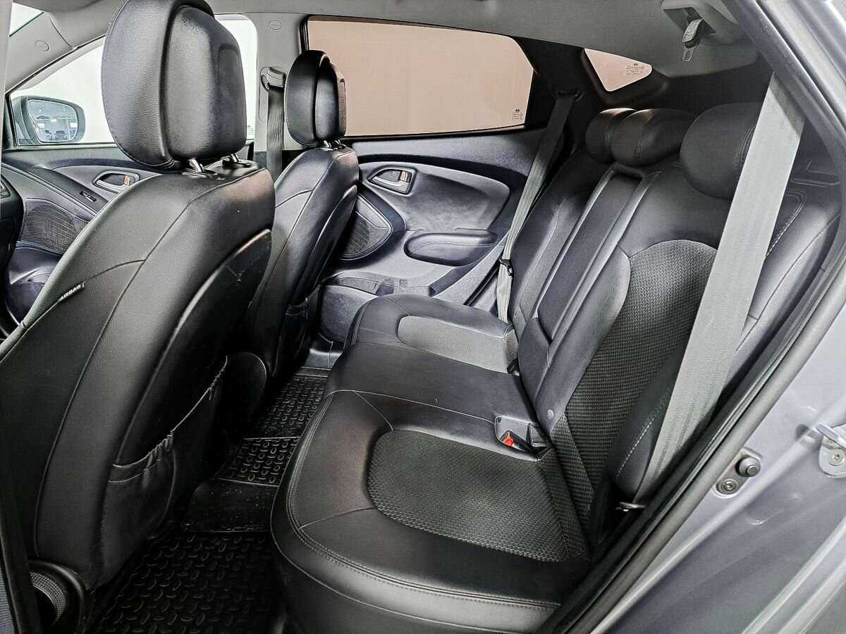 Б/У Хендай ай-икс35 2012 года. Фото: #9