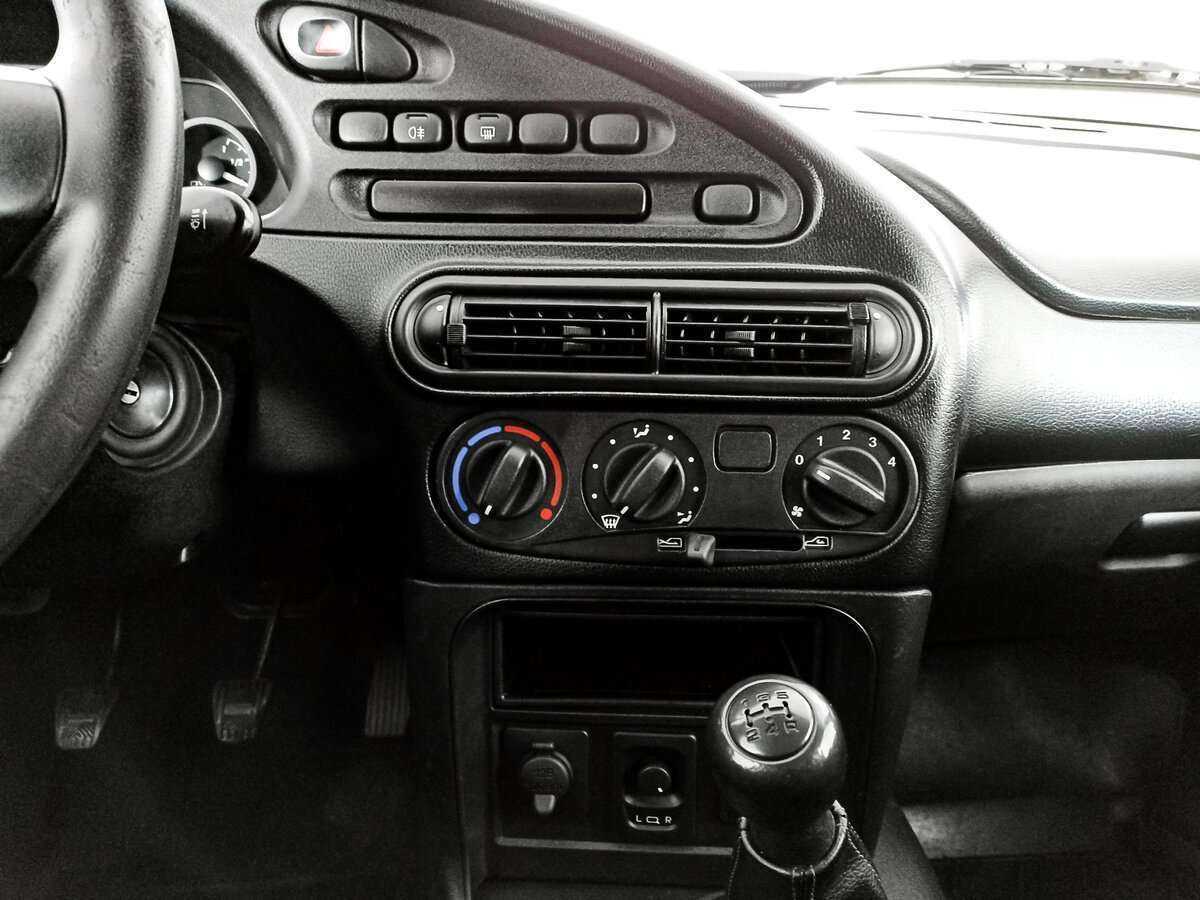 Б/У Шевроле Нива 2017 года. Фото: #12