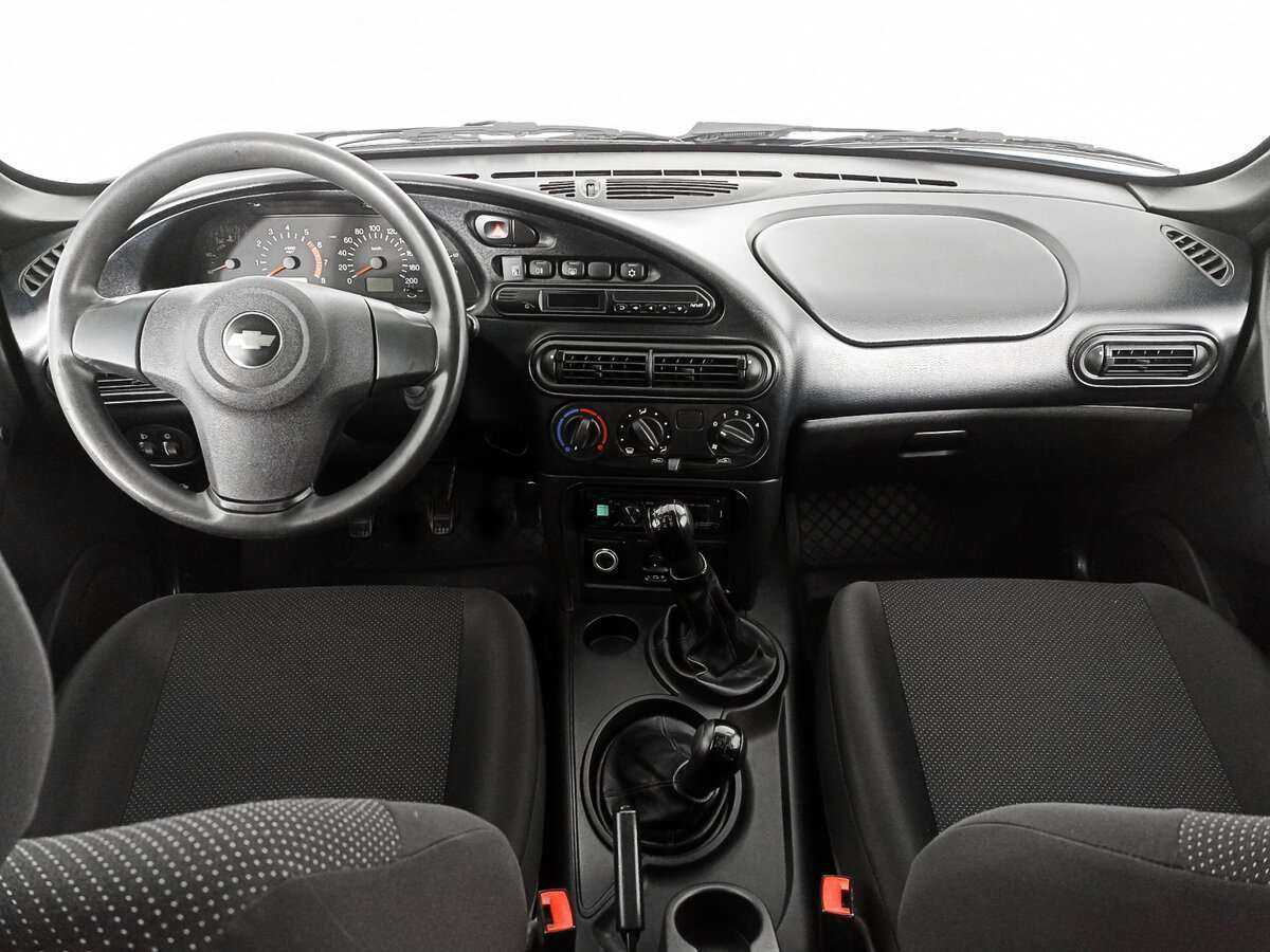 Б/У Шевроле Нива 2014 года. Фото: #11