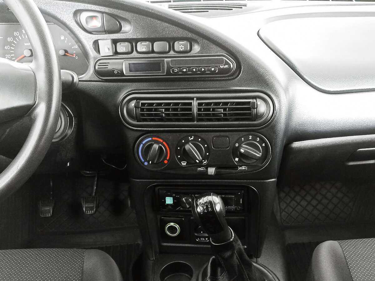 Б/У Шевроле Нива 2014 года. Фото: #12