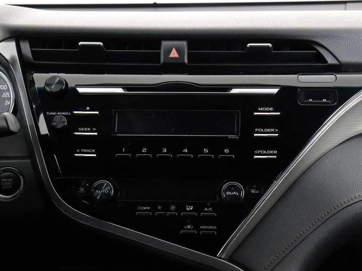 Б/У Тойота Камри 2020 года. Фото: #11