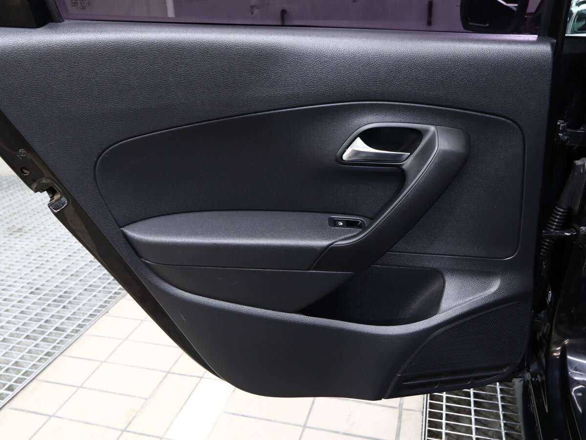 Б/У Фольксваген Поло 2013 года. Фото: #11