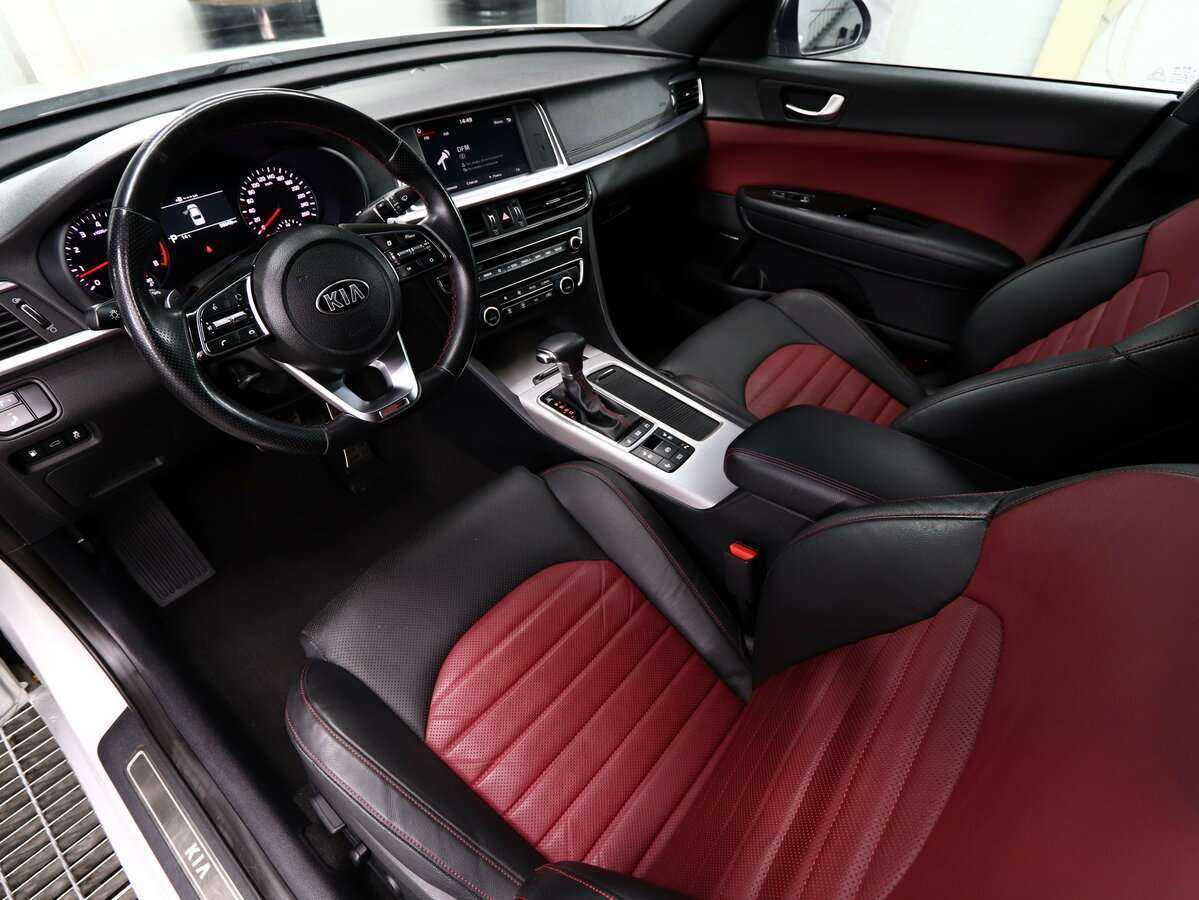 Б/У Киа Оптима 2019 года. Фото: #9