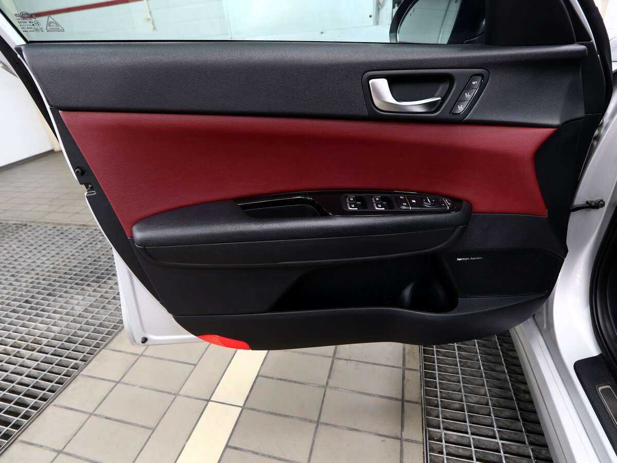 Б/У Киа Оптима 2019 года. Фото: #12