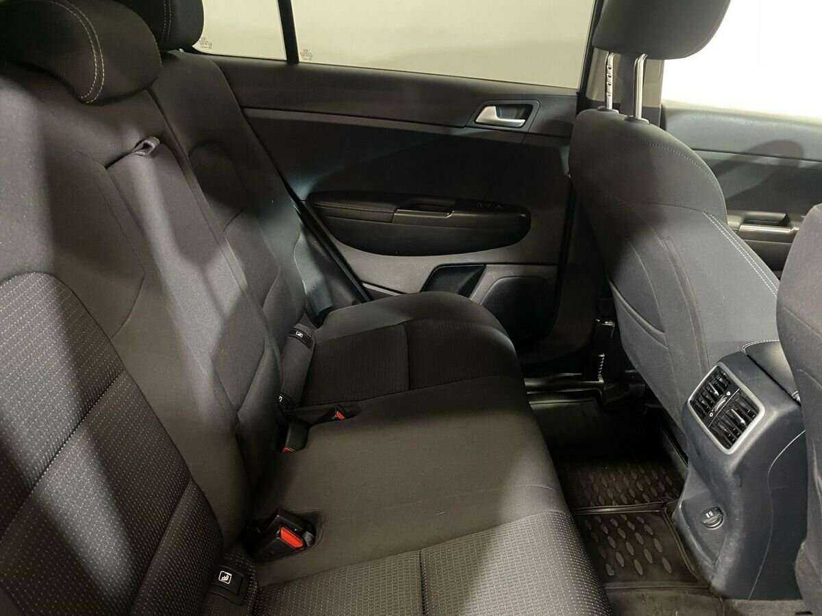 Б/У Киа Спортейдж 2018 года. Фото: #10