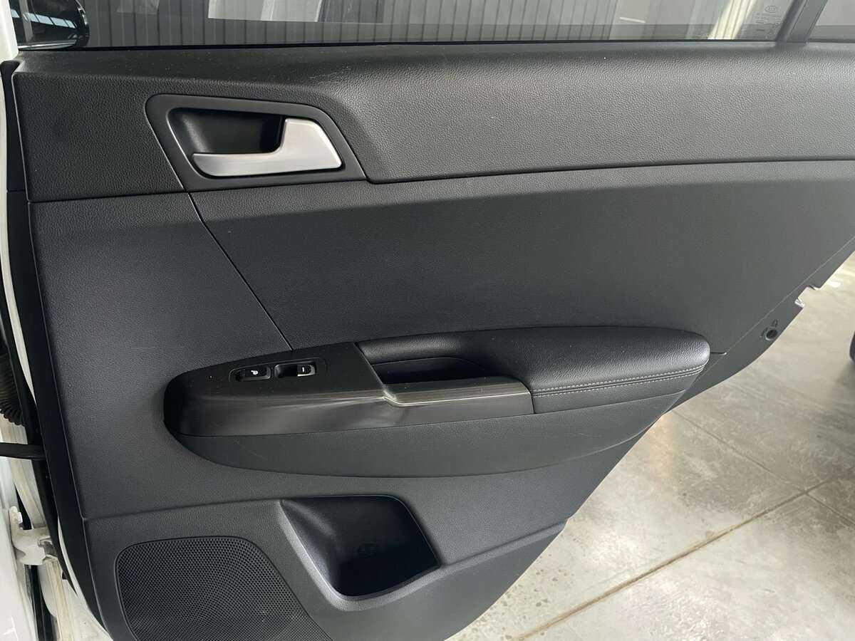 Б/У Киа Спортейдж 2017 года. Фото: #23